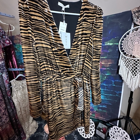 Wayf Dresses & Skirts - NWT Mylene Womens Velvet Animal Print Wrap Dress by WAYF Size Small